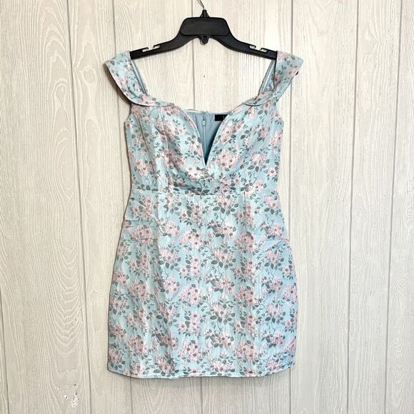 Lulu's Blue Pink Floral Jacquard Mini Dress Size Medium NWT - Picture 5 of 9
